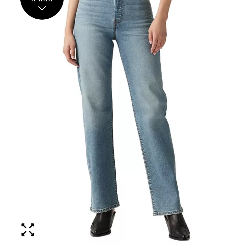 Levi's light/medium Blue Straight Leg Women's Jeans